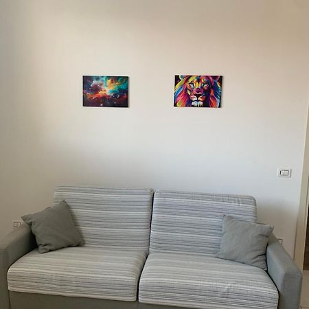 Apartament Gilda E Vesuvio Bergamo Zewnętrze zdjęcie