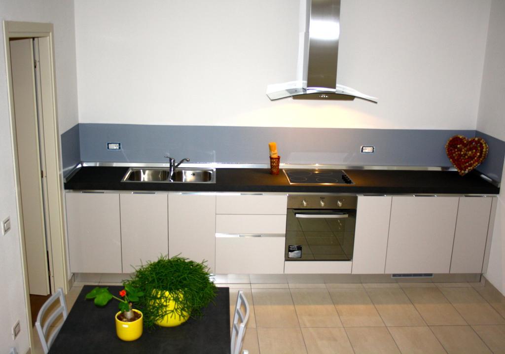 Apartament Gilda E Vesuvio Bergamo Pokój zdjęcie